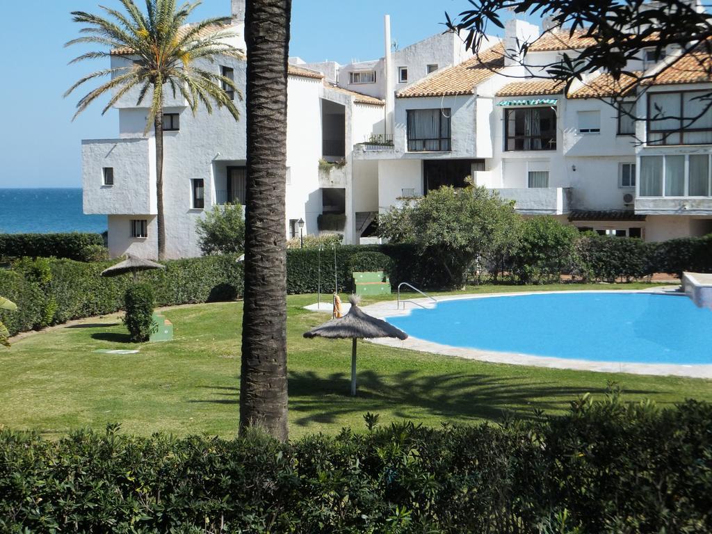 Apartamento Bahia Dorada Estepona Luaran gambar