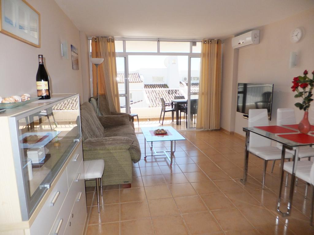 Apartamento Bahia Dorada Estepona Luaran gambar