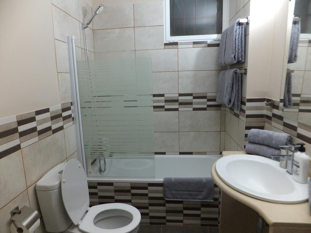 Apartamento Bahia Dorada Estepona Luaran gambar
