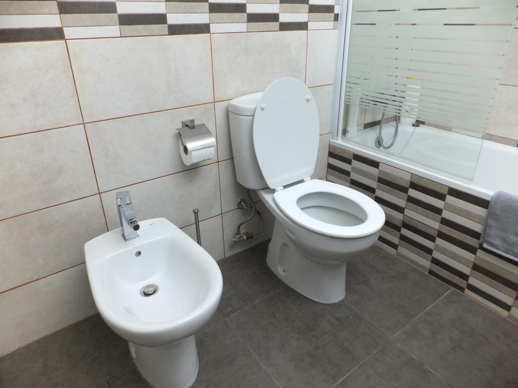 Apartamento Bahia Dorada Estepona Luaran gambar