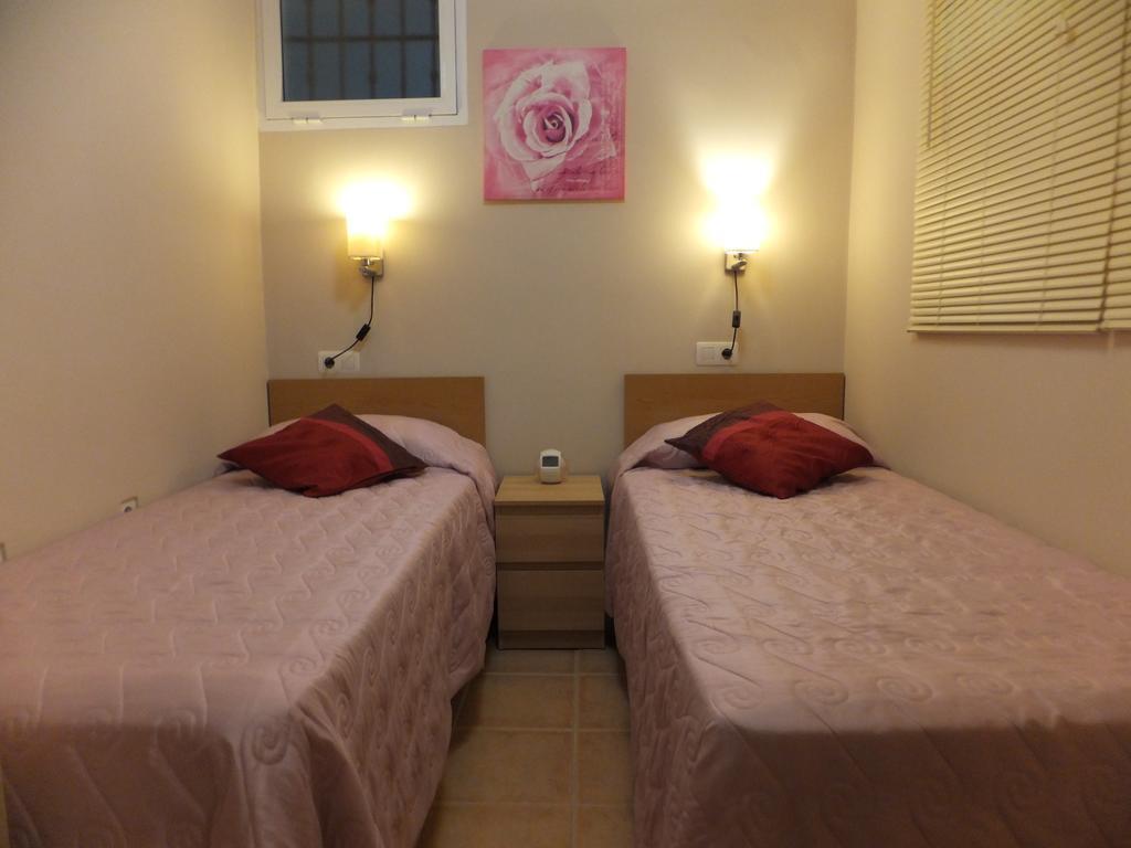 Apartamento Bahia Dorada Estepona Luaran gambar