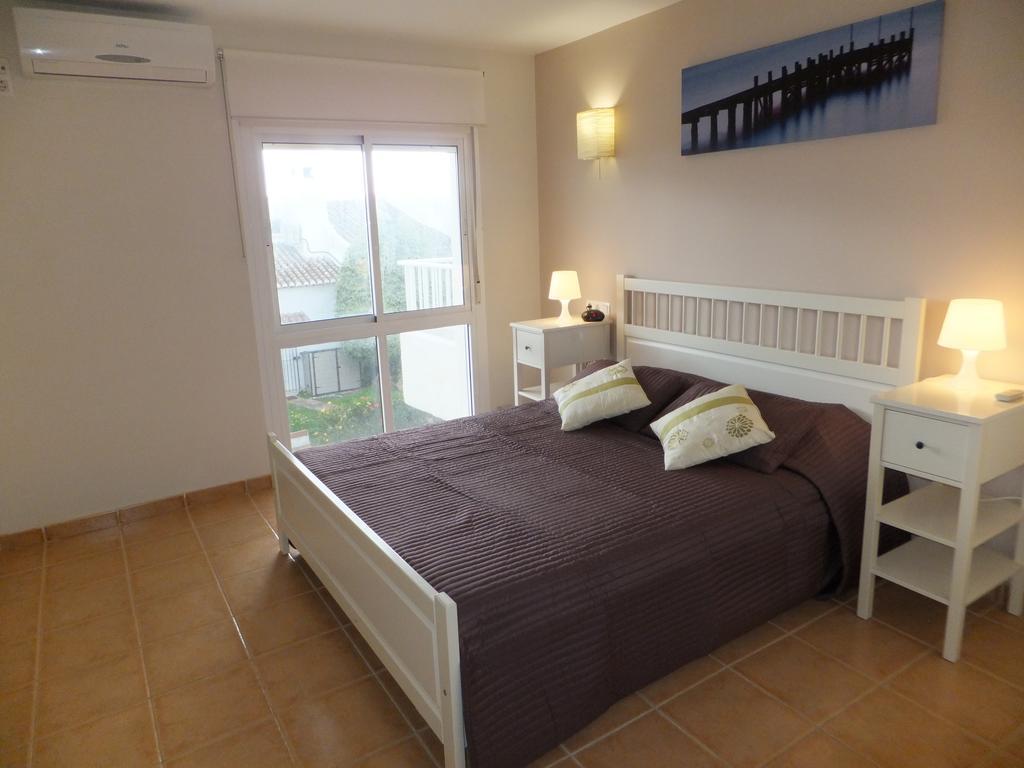 Apartamento Bahia Dorada Estepona Luaran gambar